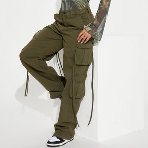 Chic Olive Cargo Pants
